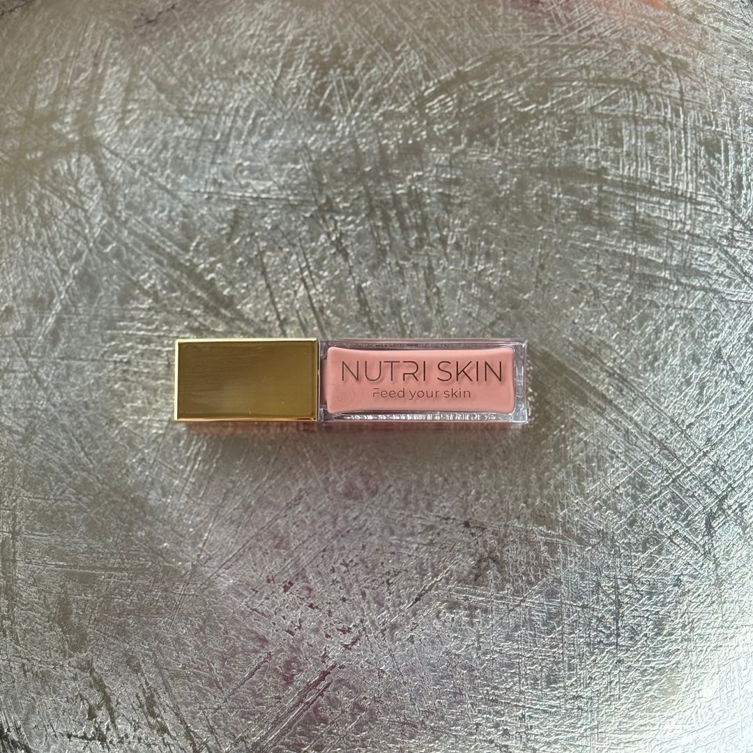 ⚡️ Strike – NutriSkin Lip Gloss