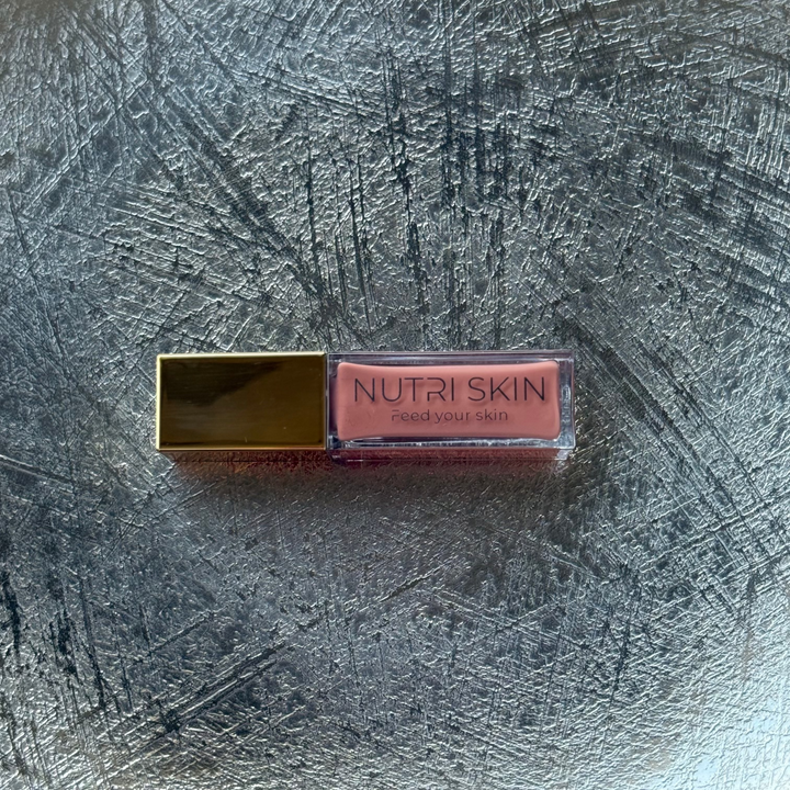 Bombshell – NutriSkin Lip Gloss